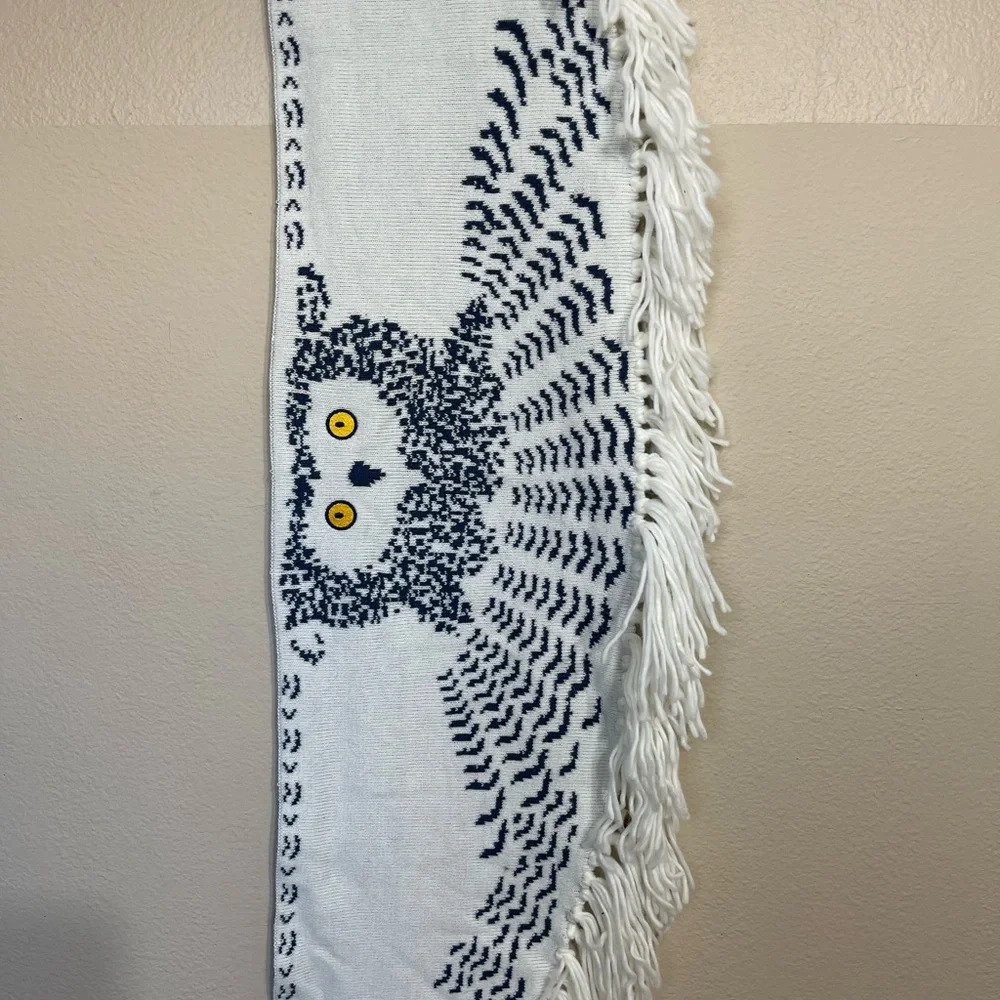 Harry Potter-  White and Blue Owl shawl - scarf -wrap